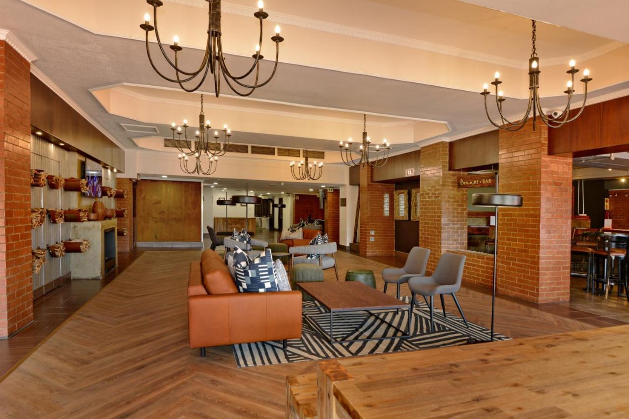 The Centurion Hotel Exterior photo