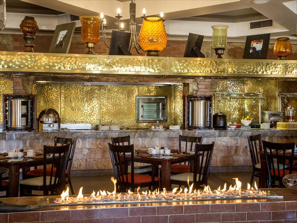 The Centurion Hotel Exterior photo