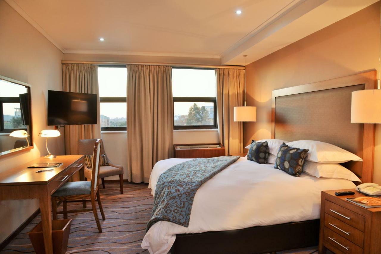 The Centurion Hotel Exterior photo